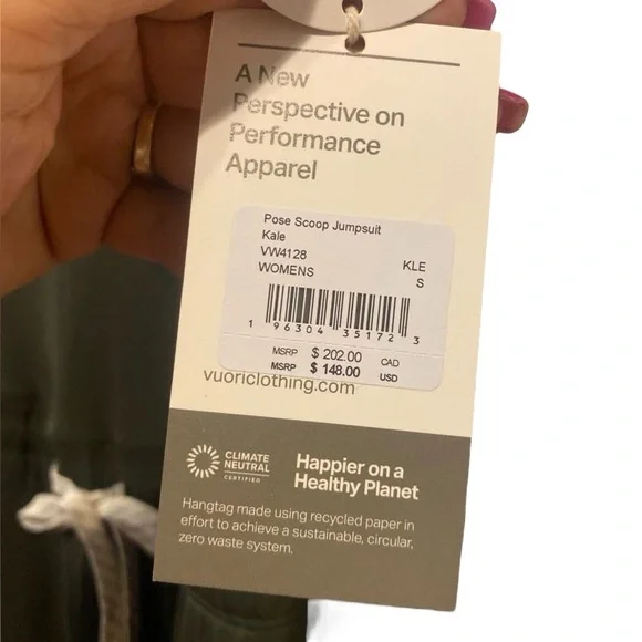 NWT Vuori pose scoop jumpsuit KALE Size S - Picture 4 of 5